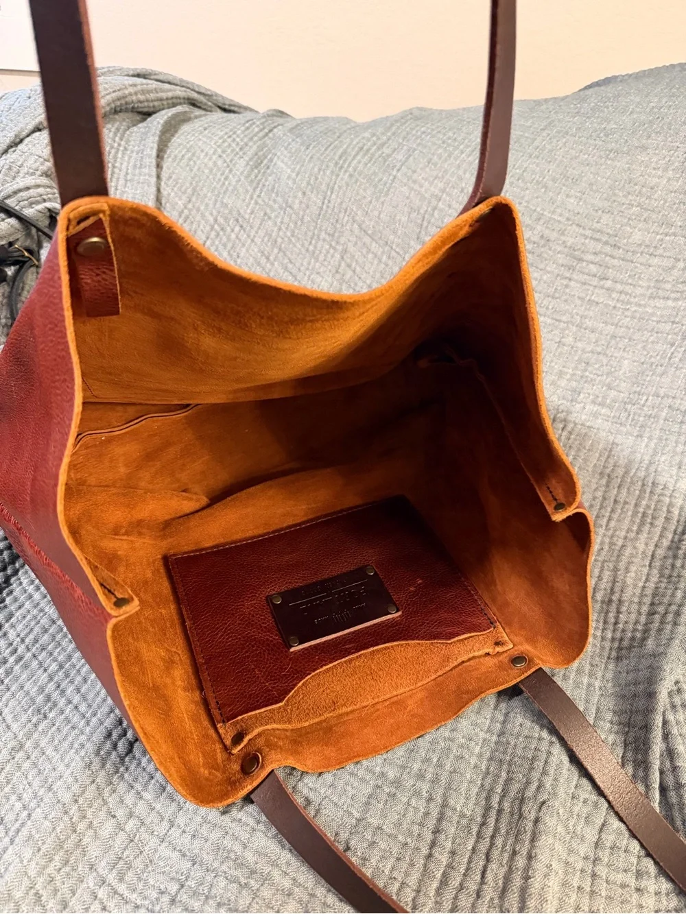 Portland Leather Oversided Tote - Nutmeg